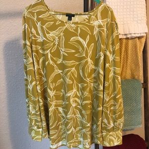 Yellow leaf pattern blouse